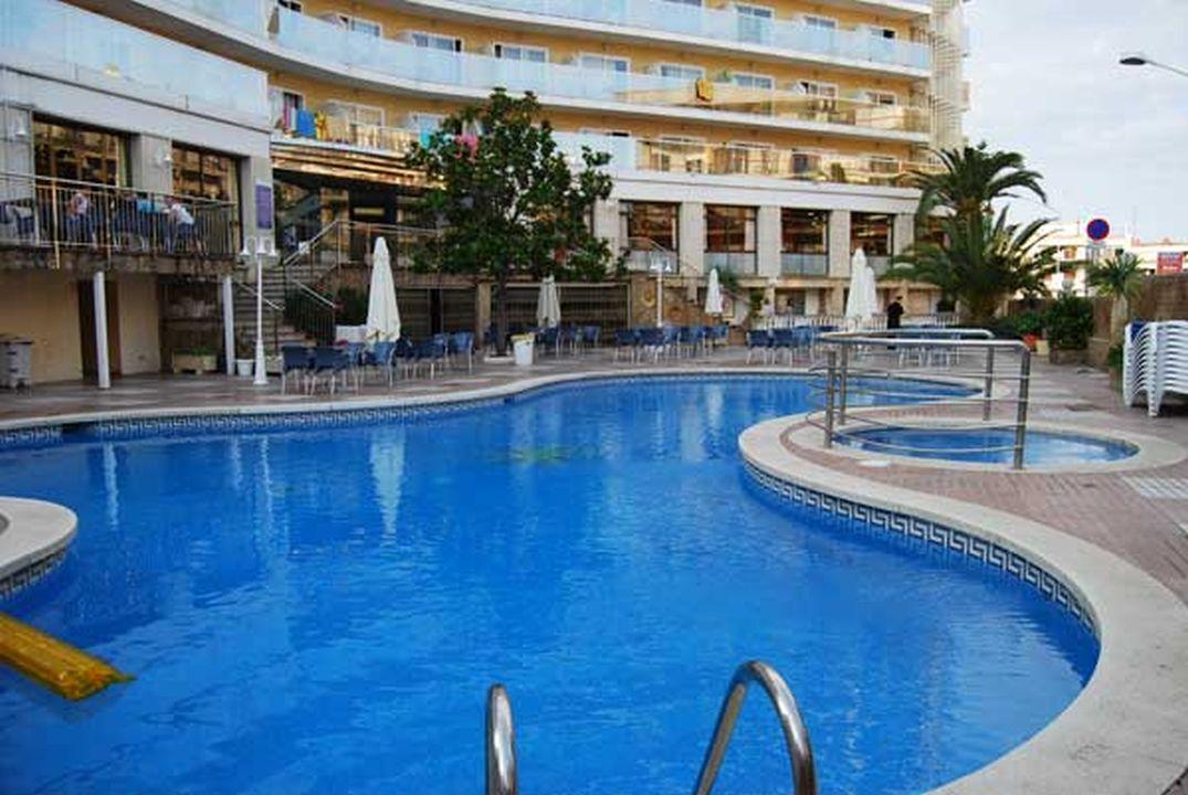 Hotel Esplai Calella Eksteriør bilde