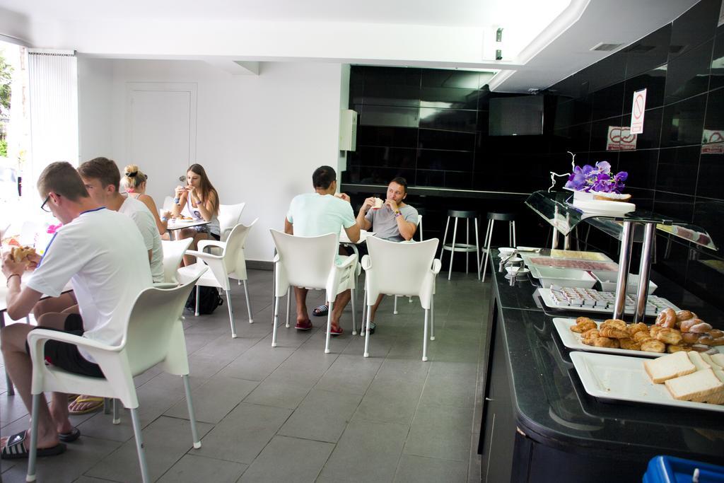 Hotel Esplai Calella Eksteriør bilde