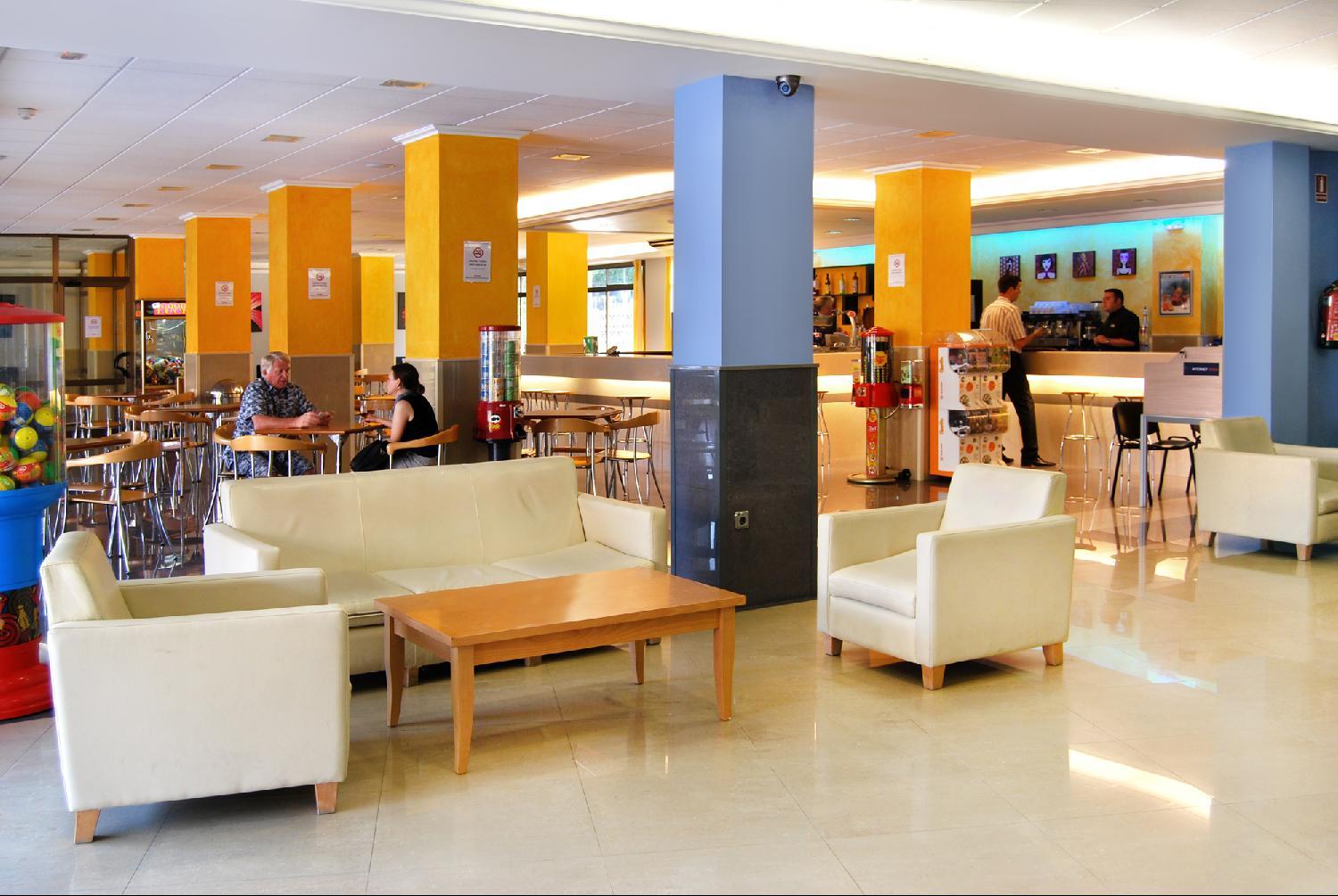 Hotel Esplai Calella Eksteriør bilde